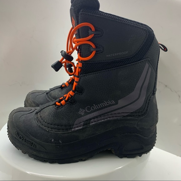Columbia 200 Grams Size 4 US Womens Snow Boots Black Waterproof - Picture 4 of 12